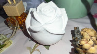 Rose en plâtre grande taille 10 cm